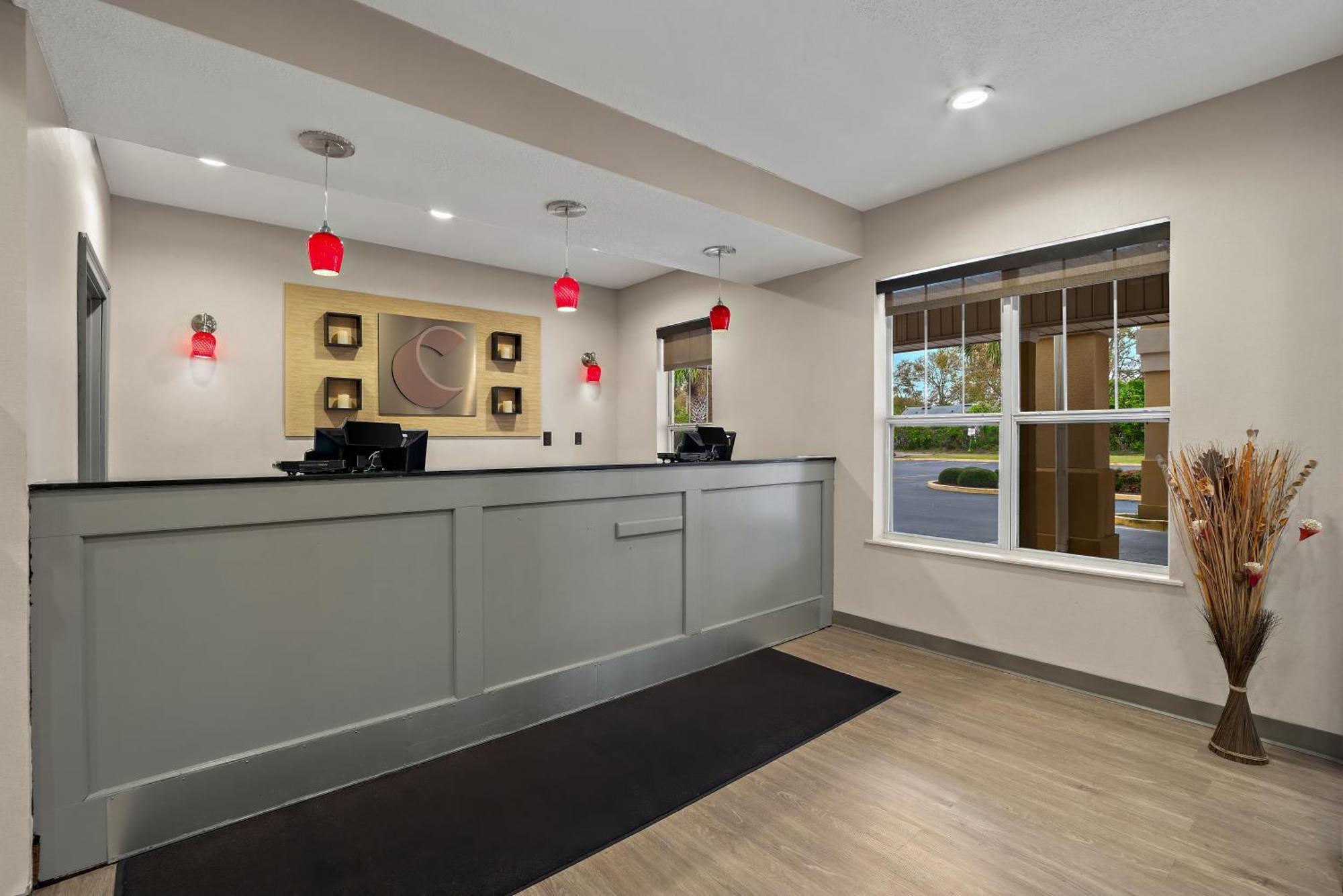 Comfort Inn & Suites Santee I-95 Exterior photo
