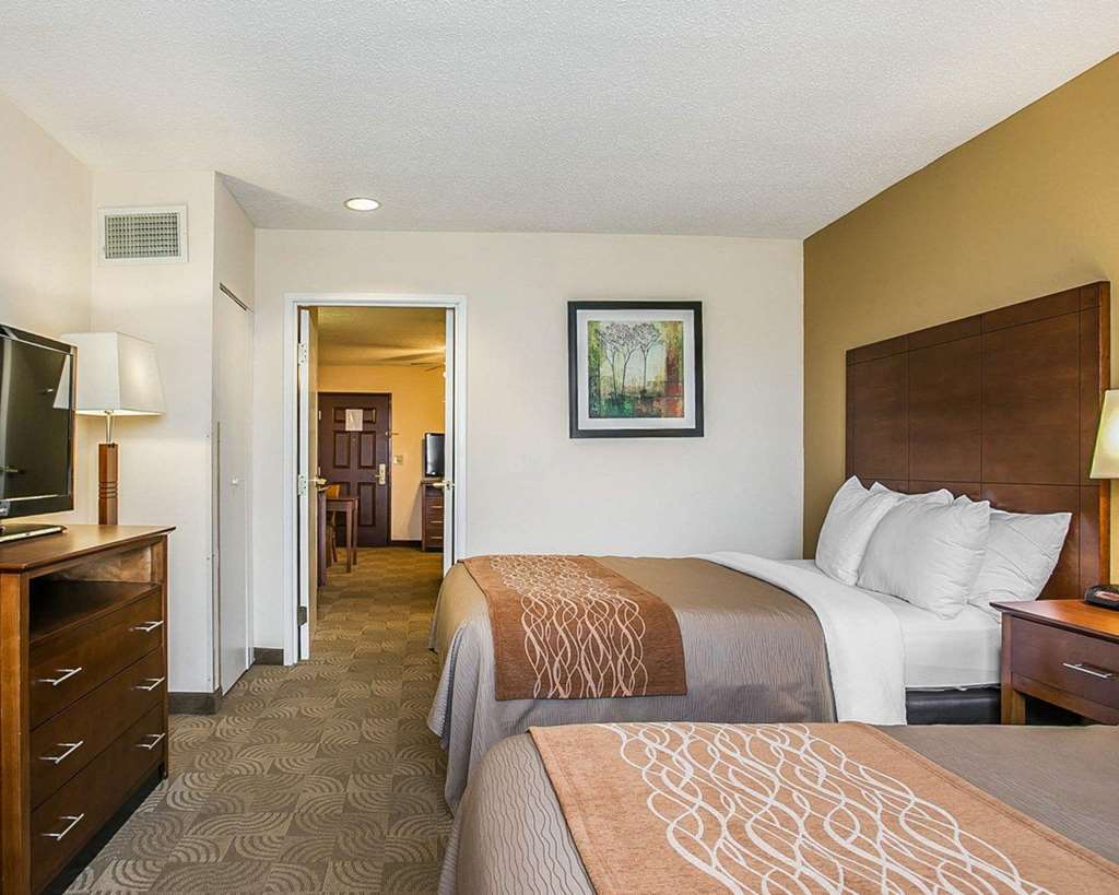 Comfort Inn & Suites Santee I-95 Room photo
